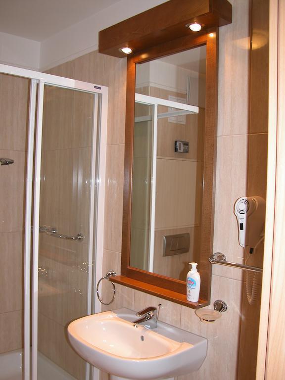 Apartman Golf Lux Bük Pokoj fotografie